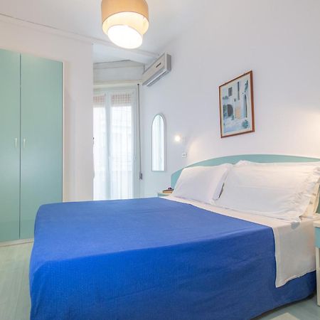 Hotel Lauretta Bellaria-Igea Marina Eksteriør bilde