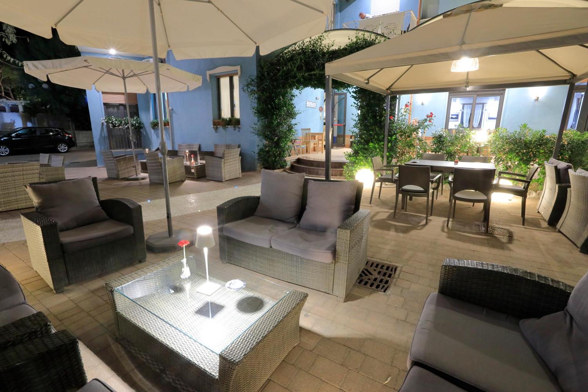 Hotel Lauretta Bellaria-Igea Marina Eksteriør bilde